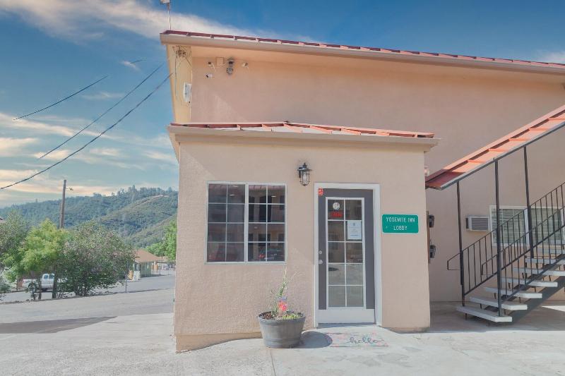 Yosemite Inn image