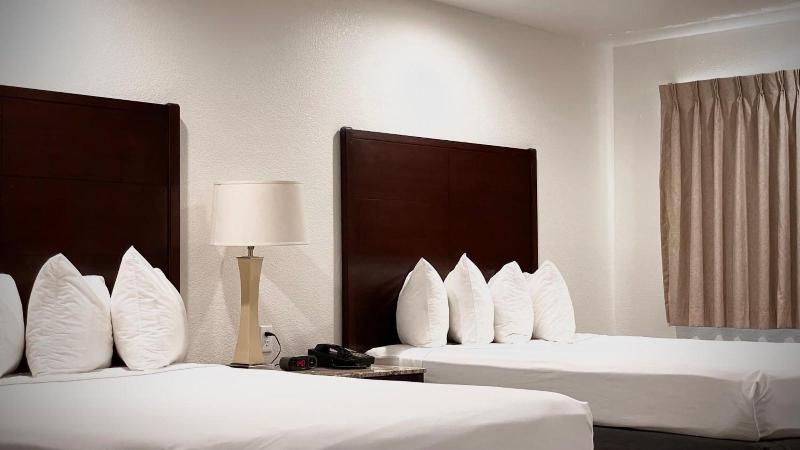 Yosemite Inn image
