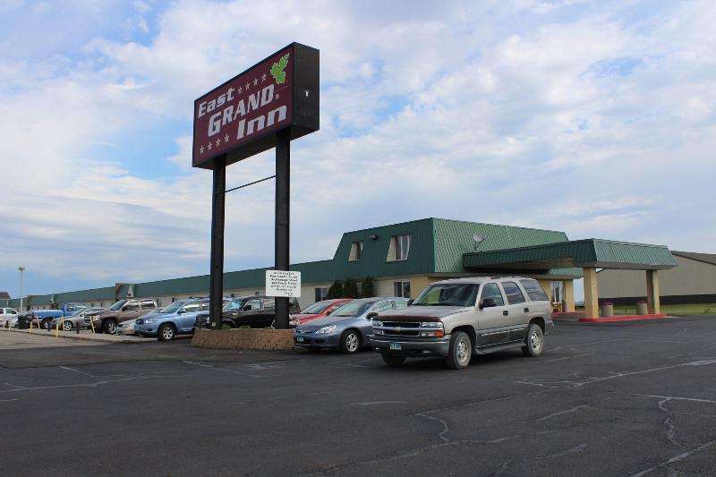 East Grand Inn image