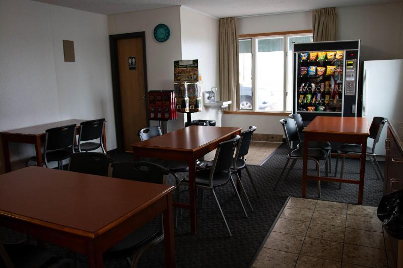 East Grand Inn image
