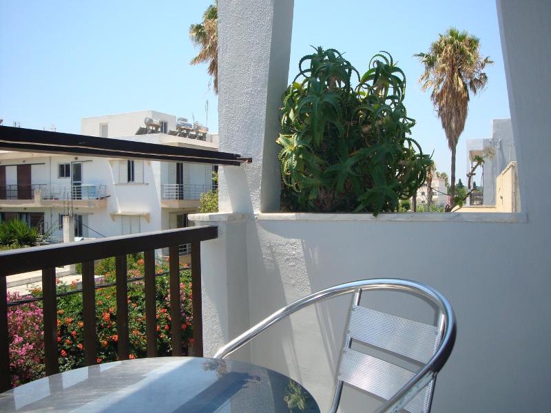 Karis Hotel image