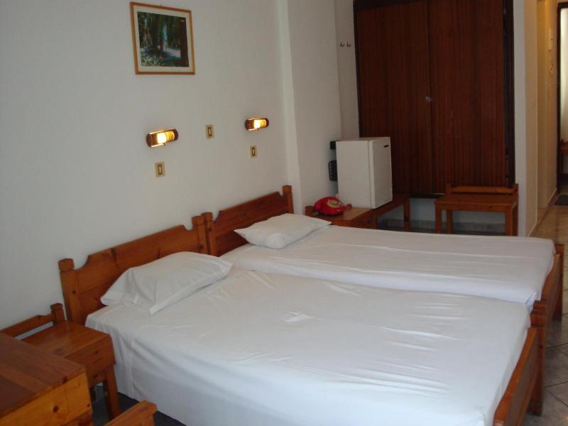 Karis Hotel image