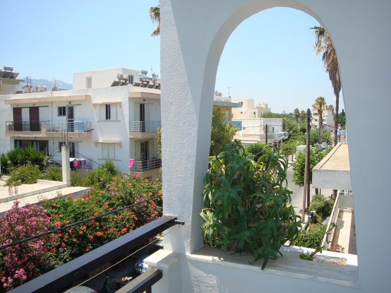 Karis Hotel image