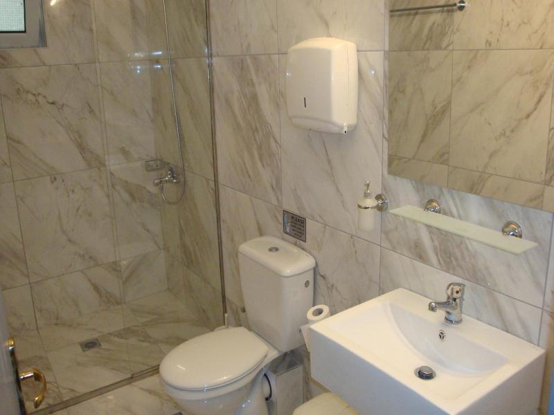 Karis Hotel image