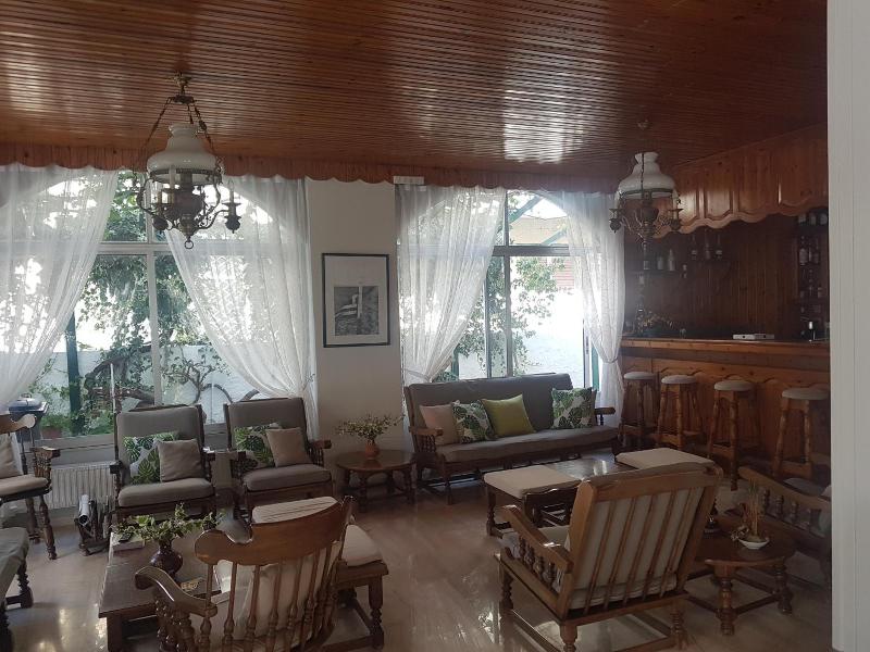 Karis Hotel — general view