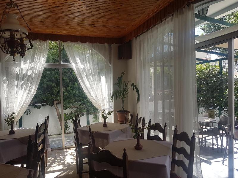Karis Hotel image