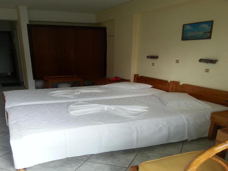 Karis Hotel image