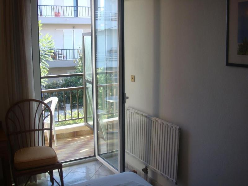Karis Hotel image