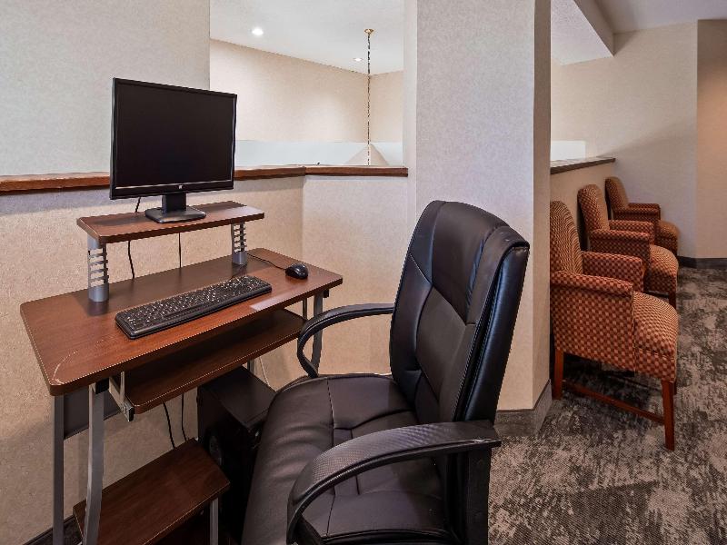 Charlevoix Inn & Suites SureStay Collection by Bes image