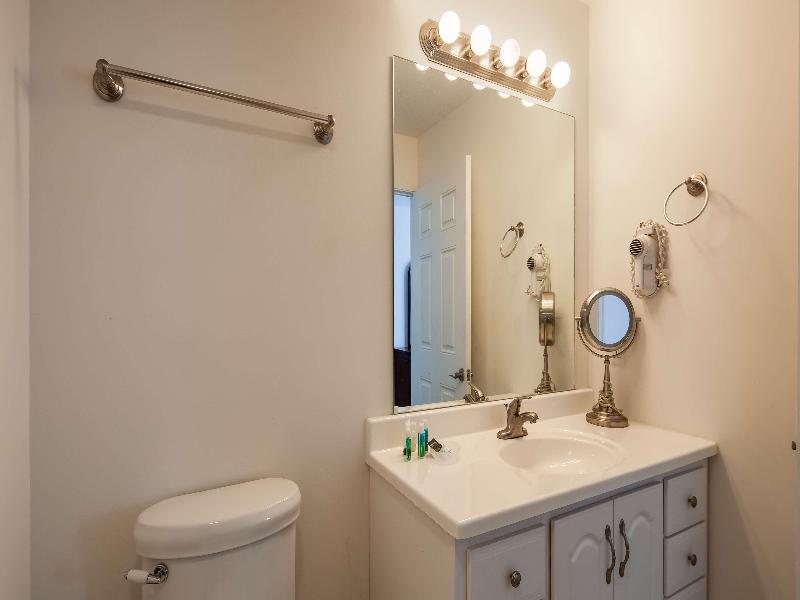 Charlevoix Inn & Suites SureStay Collection by Bes image