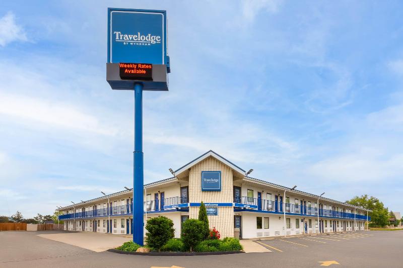 Travelodge By Wyndham Madison Heights Mi - Image 5