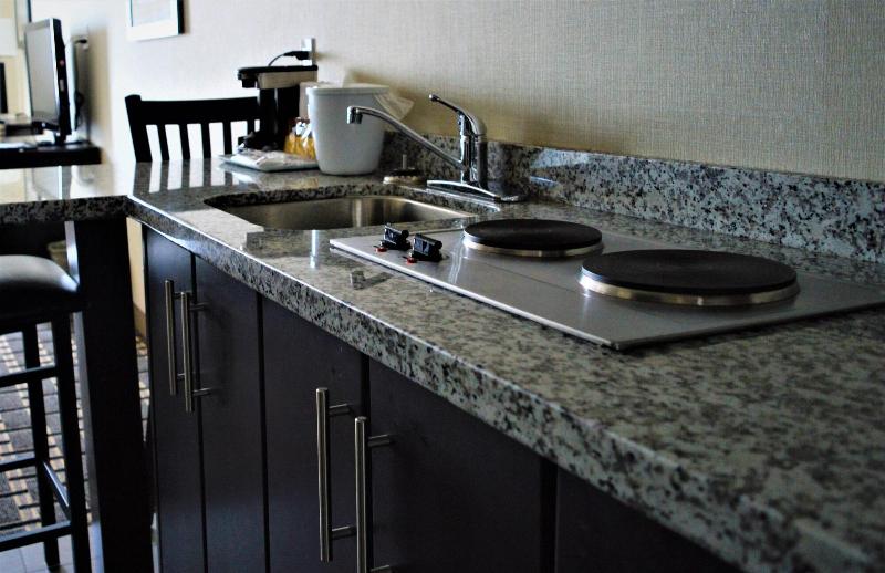 Sigma Inn & Suites Melville image 7