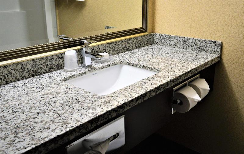 Sigma Inn & Suites Melville image 4