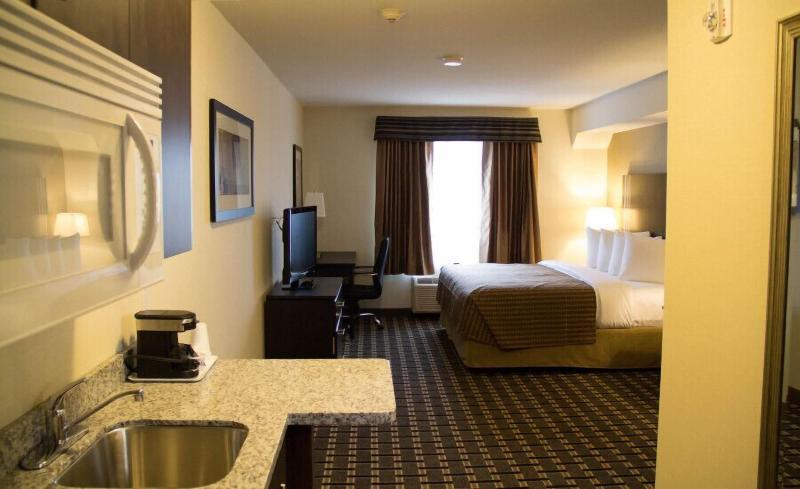 Sigma Inn & Suites Melville image 8