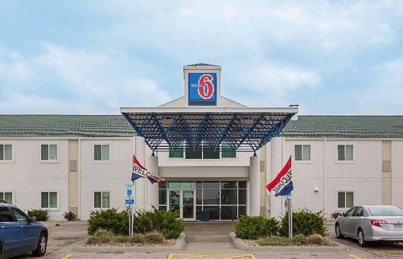 Motel 6 Grand Island, NE image