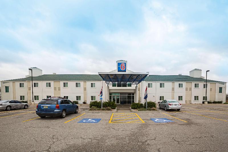 Motel 6 Grand Island, NE image