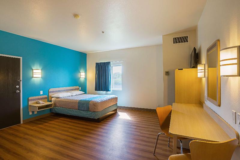 Motel 6 Grand Island, NE image