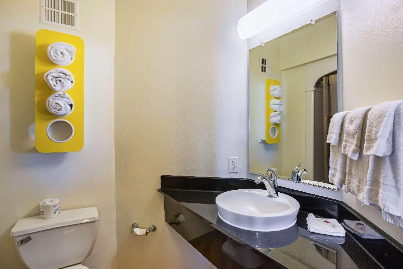 Motel 6 Grand Island, NE image