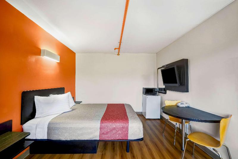Motel 6 Ilion, NY image