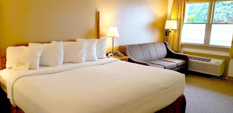 Berlin Heritage Inn image