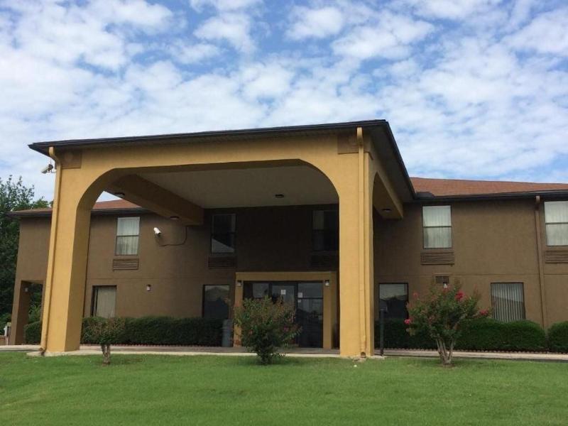 Luxury Inn And Suites image