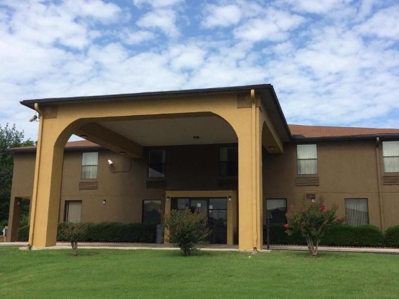 Luxury Inn And Suites image