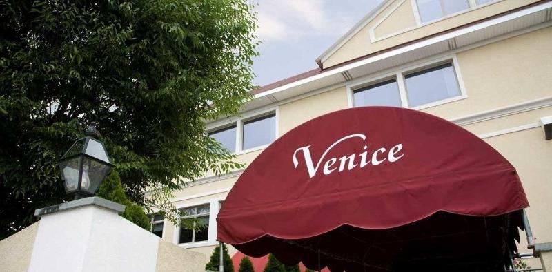 Winnapaug Inn image