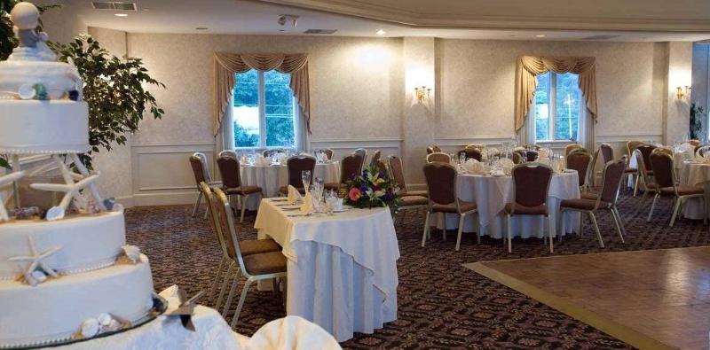 Winnapaug Inn image