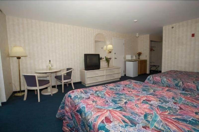 Winnapaug Inn image