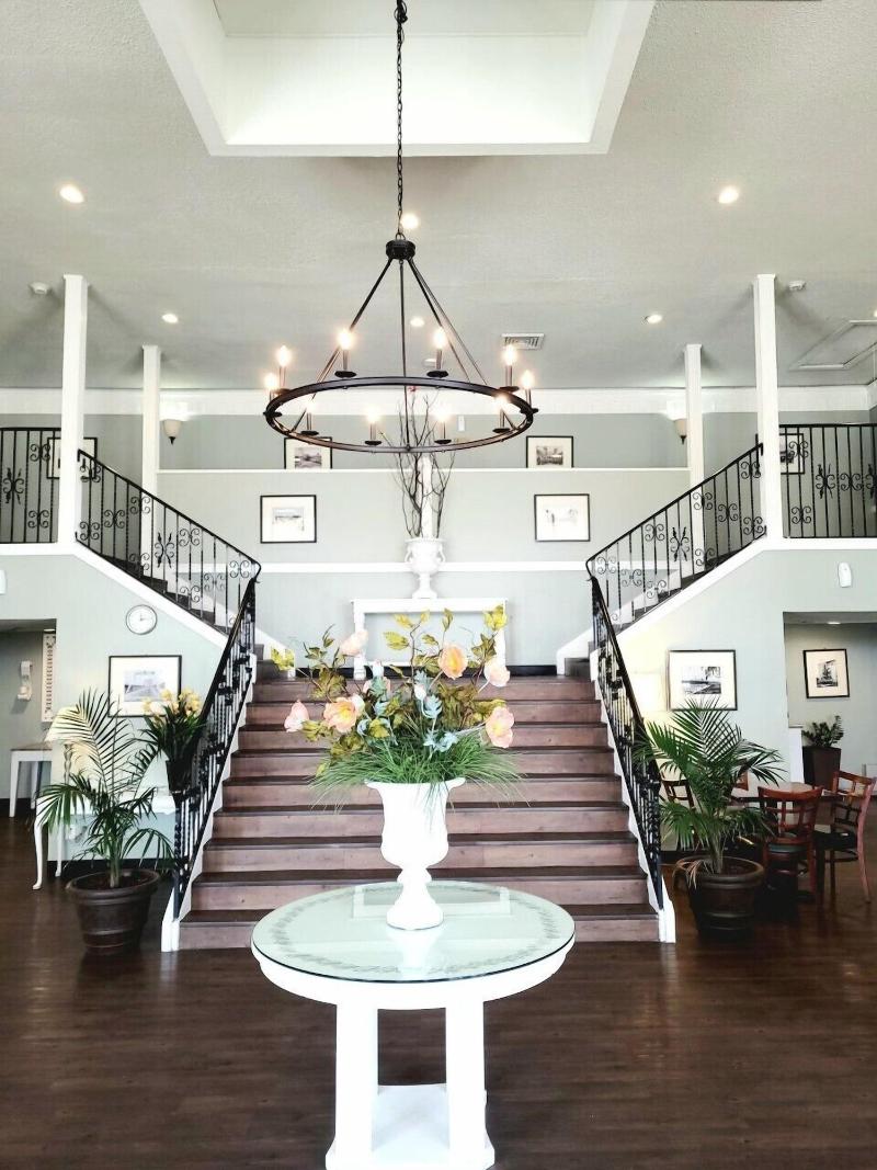 Best Price Motel And Suites image