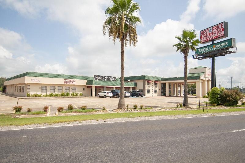 Best Price Motel And Suites image