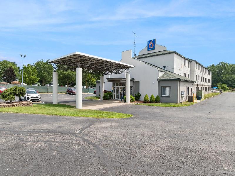 Motel 6 Milan, Oh - Sandusky image