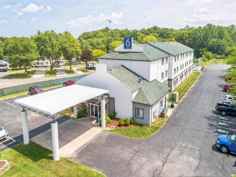 Motel 6 Milan, Oh - Sandusky image