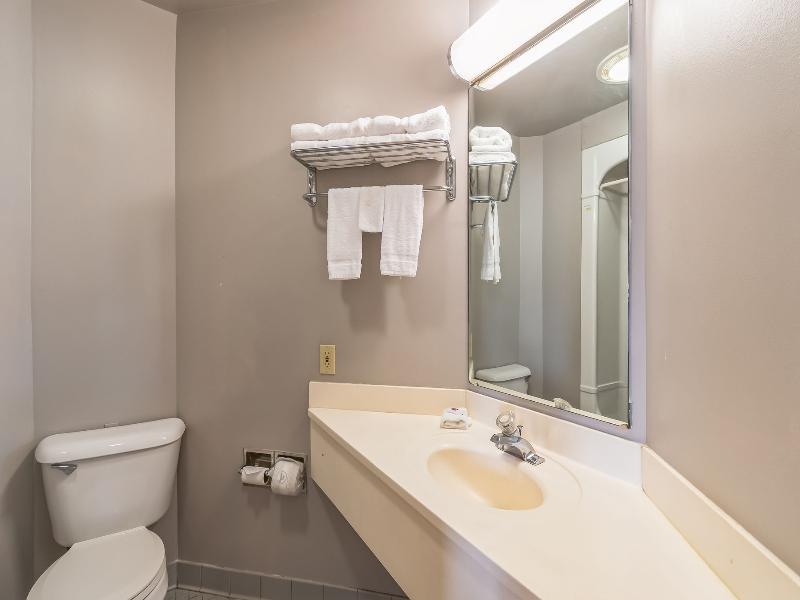 Motel 6 Milan, Oh - Sandusky GA image