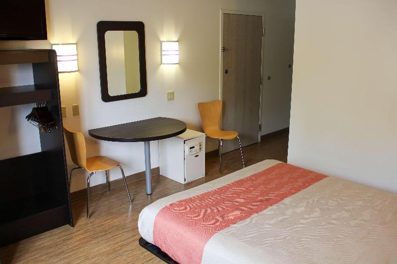 Motel 6 Milan, Oh - Sandusky image