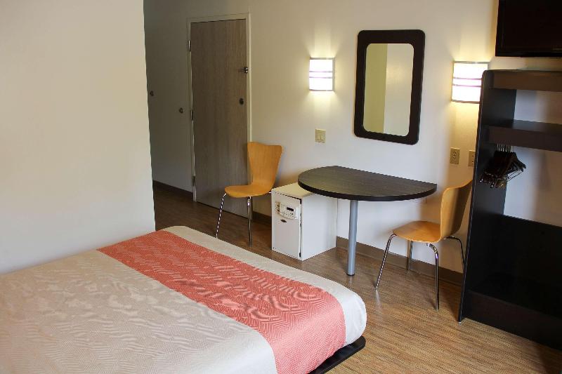 Motel 6 Milan, Oh - Sandusky image