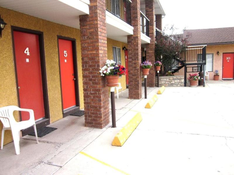 Color Country Motel image