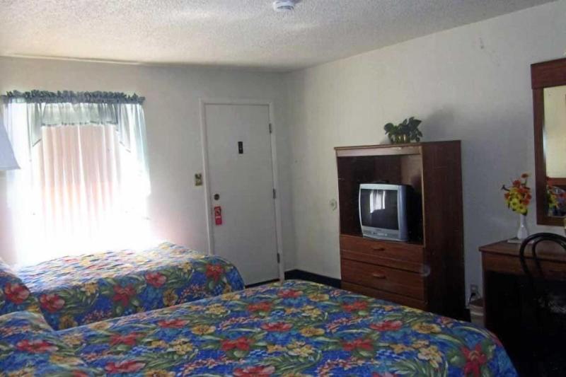 Color Country Motel image