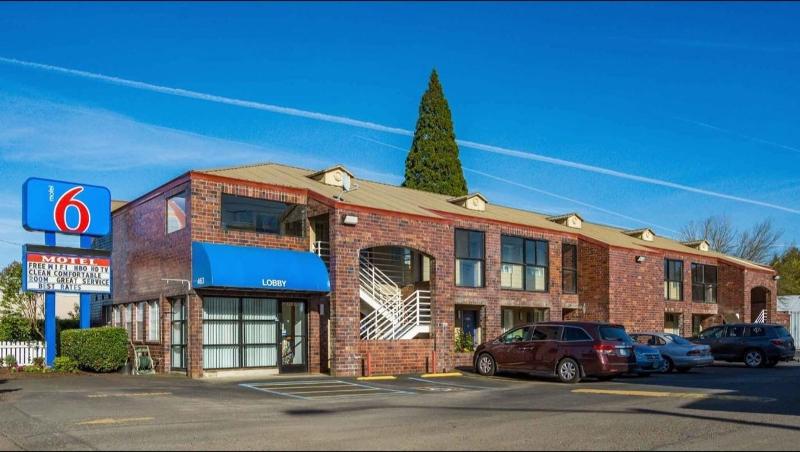 Motel 6 Canby, OR image