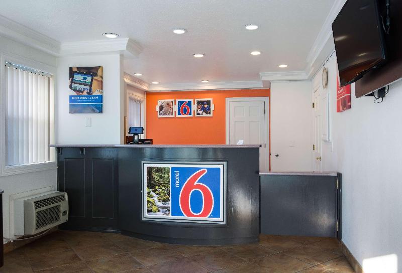 Motel 6 Canby, OR image