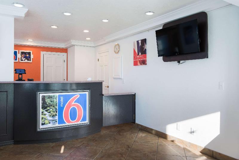 Motel 6 Canby, OR image