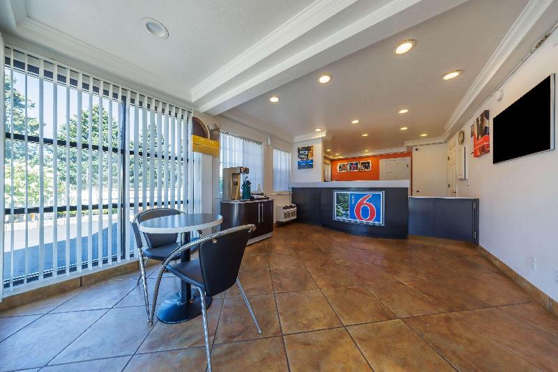 Motel 6 Canby, OR image