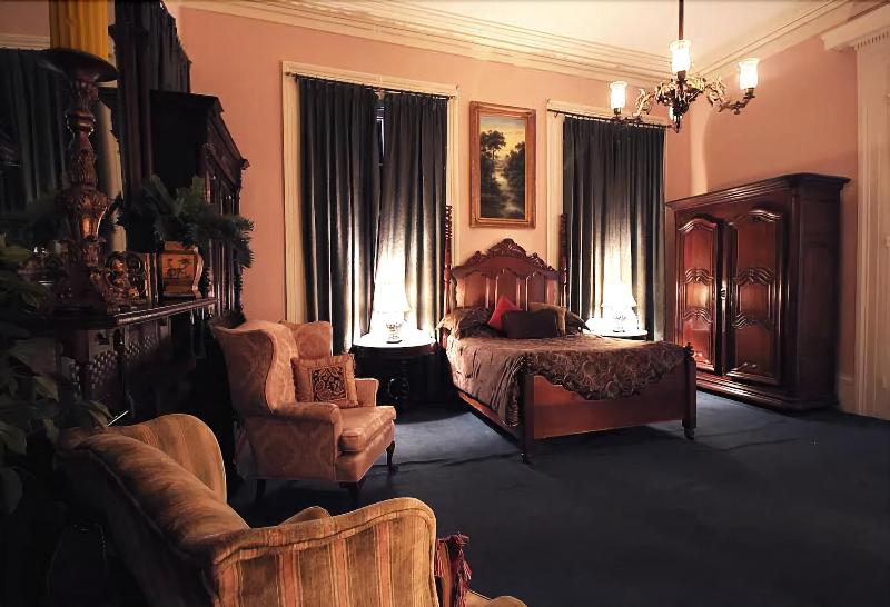 The Olivier House Hotel image