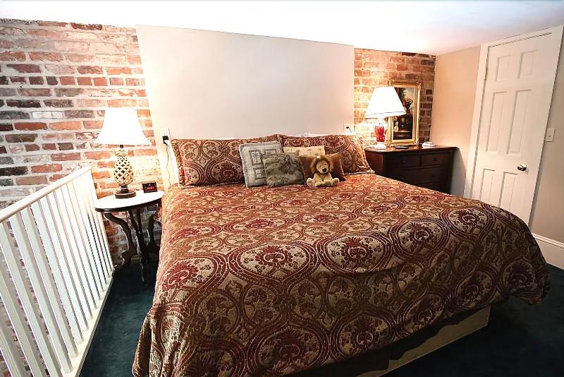 The Olivier House Hotel image