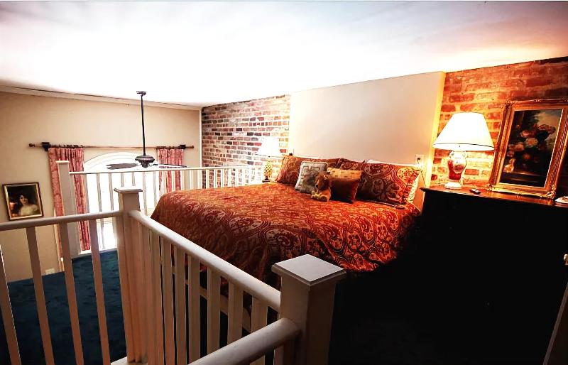 The Olivier House Hotel image