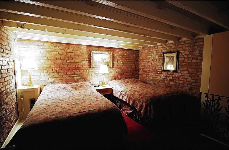 The Olivier House Hotel image
