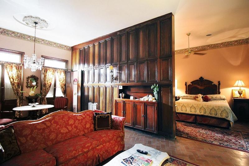 The Olivier House Hotel image