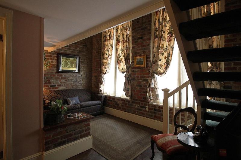 The Olivier House Hotel image