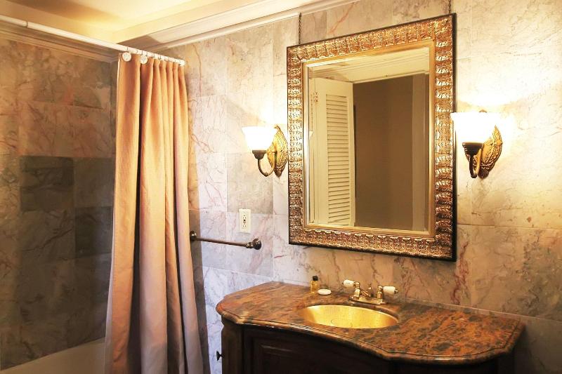The Olivier House Hotel image