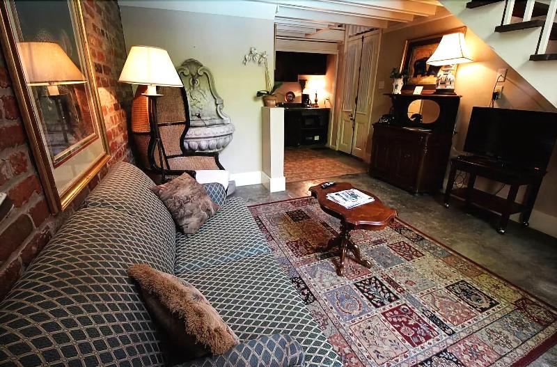 The Olivier House Hotel image